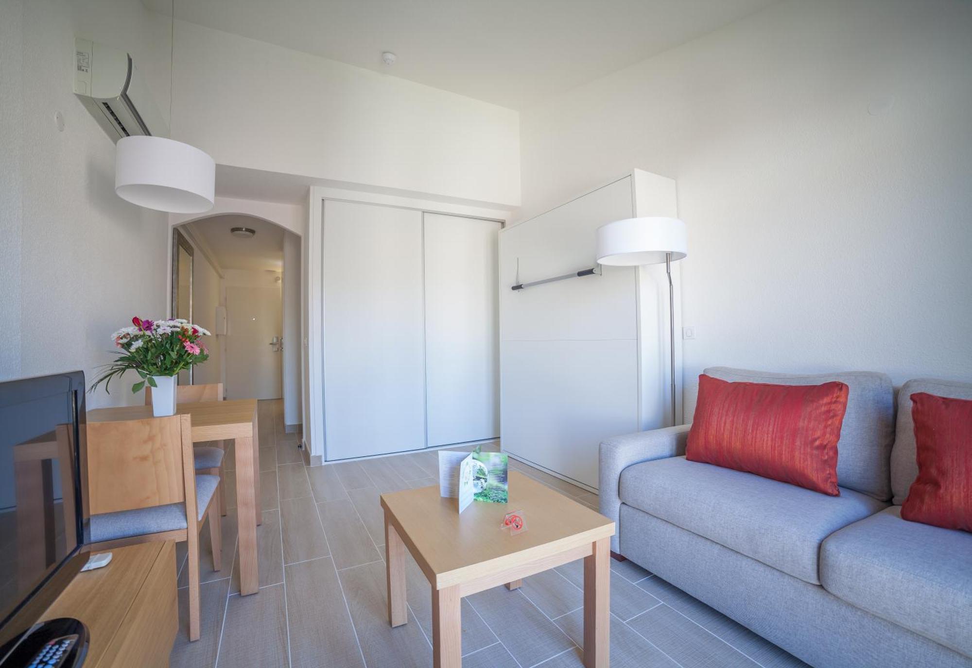 Le Club Mougins Aparthotel Luaran gambar